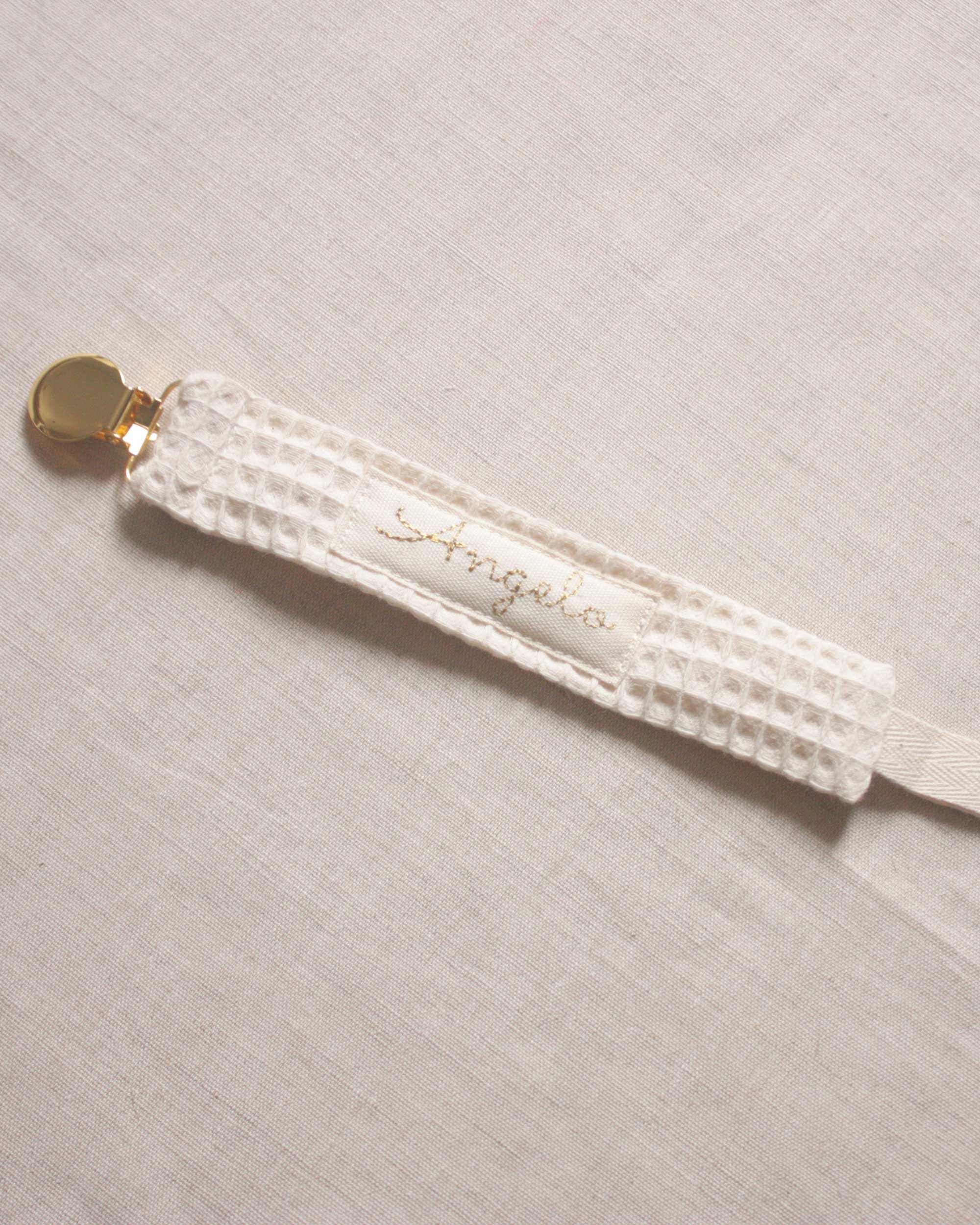 Attache-tétine personnalisé