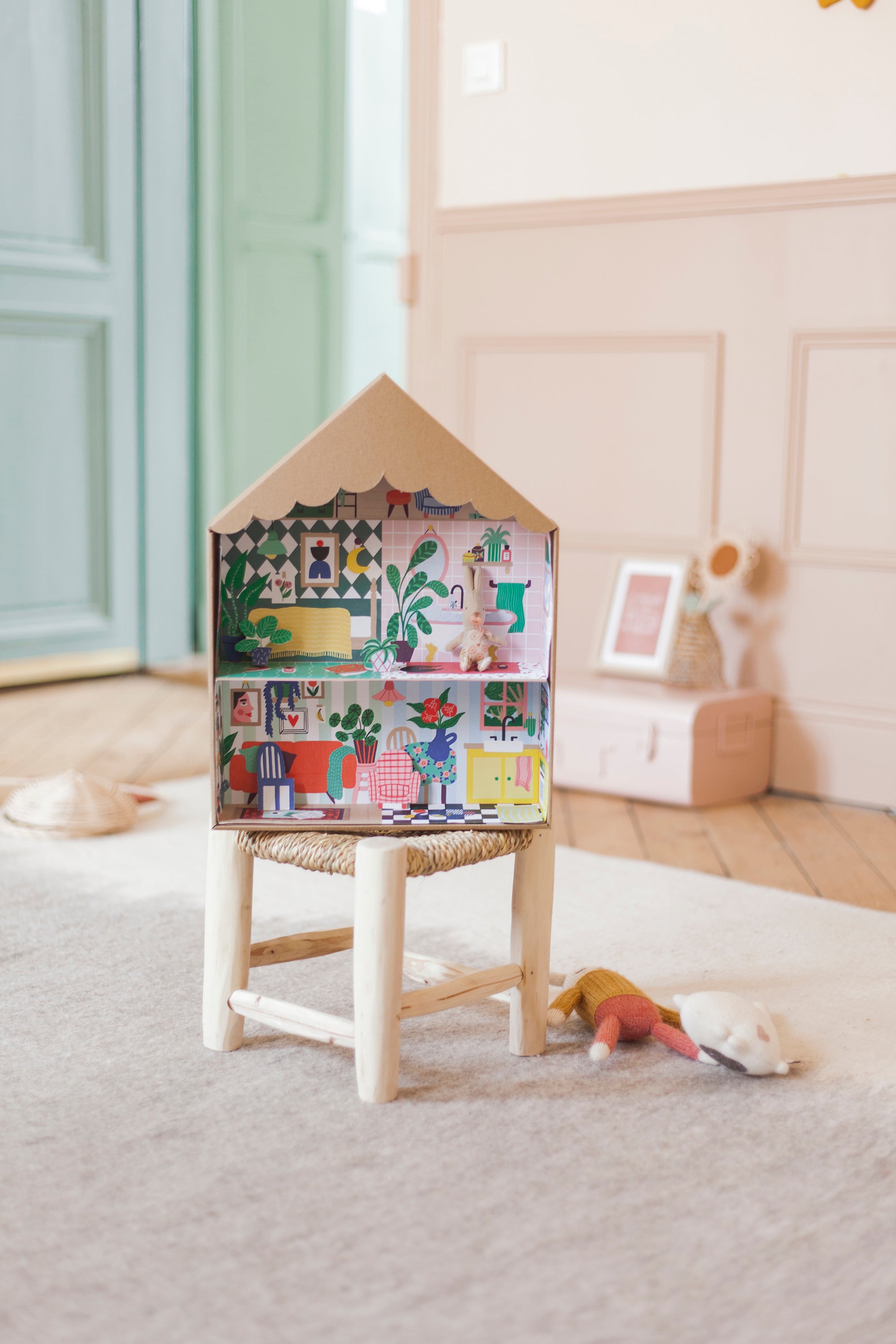 Paper and cardboard dollhouse