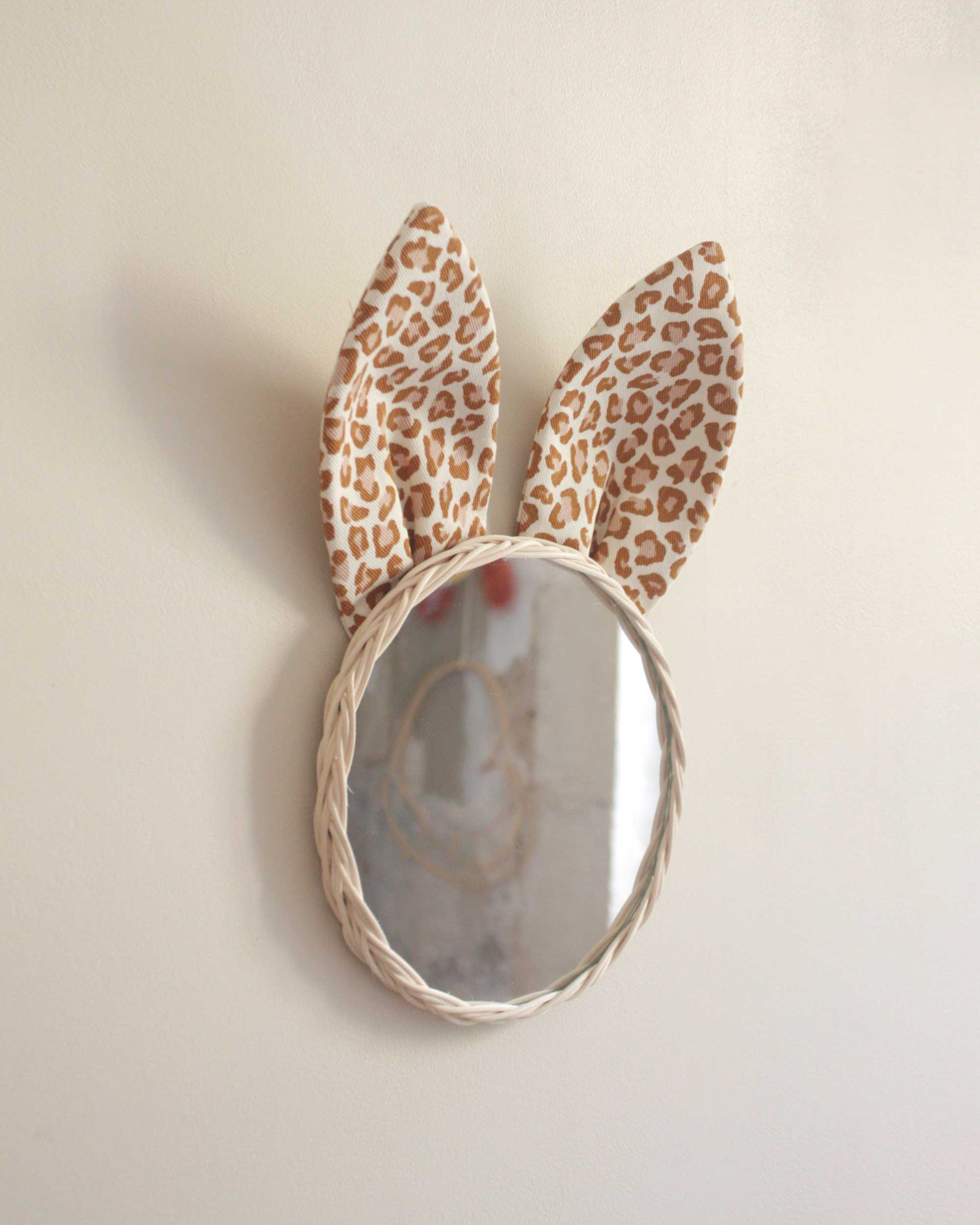 miroir rotin Lapin léopard 20 cm